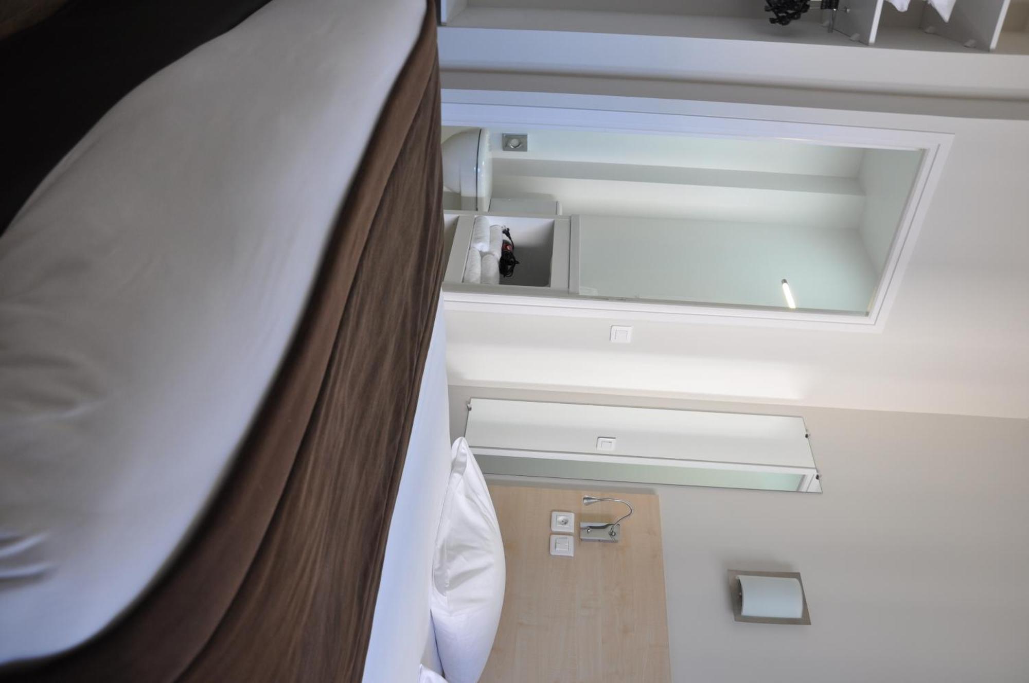 Hotel Foch Nancy Gare Стая снимка
