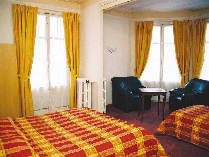 Hotel Foch Nancy Gare Стая снимка