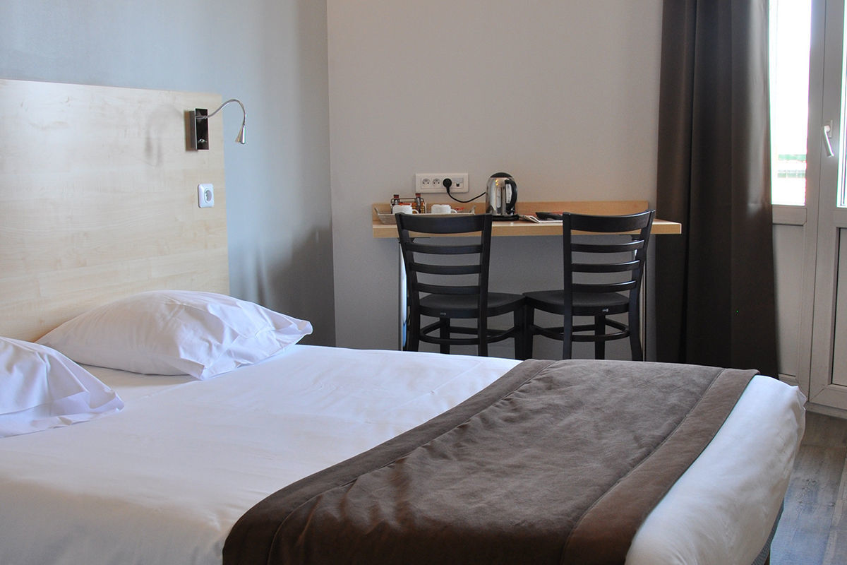 Hotel Foch Nancy Gare Екстериор снимка
